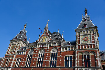 Fototapeta na wymiar Facade of Central Station in Amsterdam