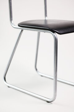 Vintage 1970 tubular steel chair