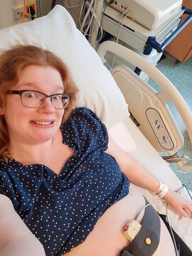 Selfie while hospitalized for pregnancy