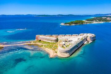 Saint Nikola fortress overlooking Sibenik bay entrance, archipelago od Dalmatia, Croatia - obrazy, fototapety, plakaty