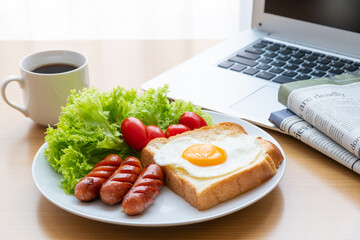 モーニングセット　朝食　ビジネスイメージ
