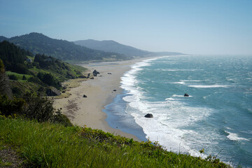 Ocean and mountains at the Southern Oregon coast near Gold Beach. 