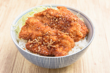 チキンカツ丼