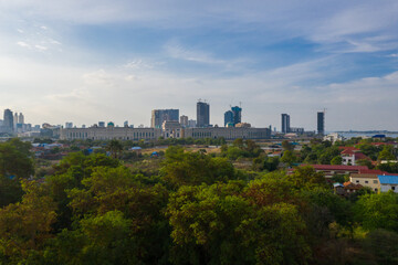 Fototapeta na wymiar Landscape Phnompenh on sunset - Phnom penh capital - Cambodia