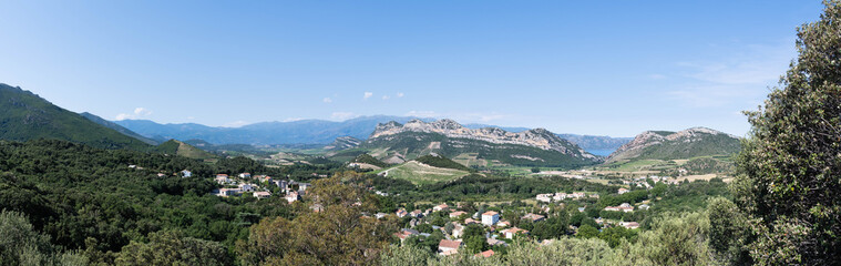 Fototapeta na wymiar panoramic view of the mountains in Corsica