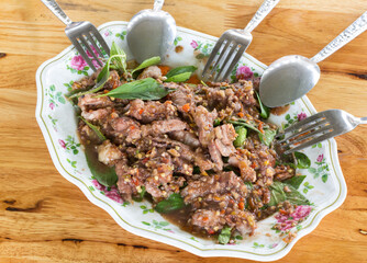 Pork with shrimp sauce
