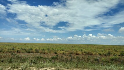 Obraz premium clouds over the field