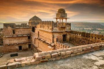 Chanderi Fort (Kirti Durg), Chanderi, Madhya Pradesh, India. - obrazy, fototapety, plakaty