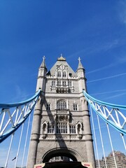 Fototapeta na wymiar bridge londonien