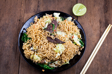 Fried Thai Mama Instant Noodles