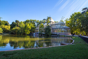 Obraz premium Beautiful view of the Cristal Palace in Retiro Park, Madrid