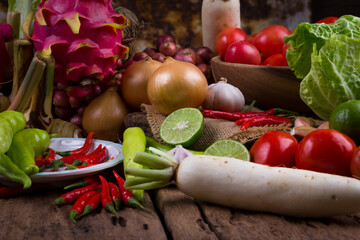 Composition with assorted raw organic vegetables