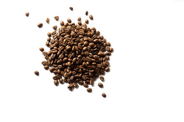 top viewe coffee beans isolated white bacgrounds