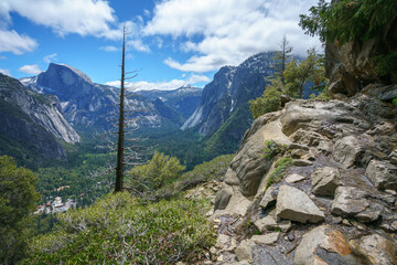hiking the upper yosemite falls trail in yosemite national park in california, usa © Christian B.