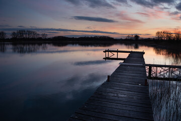 Obraz premium A quiet evening on a wonderful lake