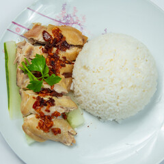 Delicious Steam Chicken with Rice (Hainan Chicken)