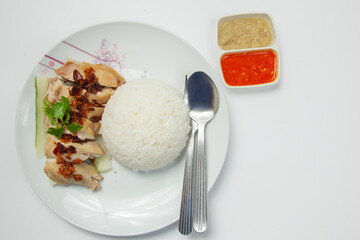 Delicious Steam Chicken with Rice (Hainan Chicken)