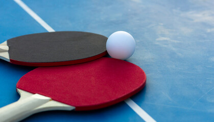 tennis de table sport loisir bleu rouge