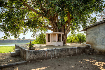Fototapeta premium Scenic view of holy river Narmada at Somalwada, Madhya Pradesh, India.