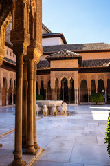 Fototapeta premium La Cour des Lions de l’Alhambra