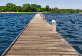 Obraz premium wooden pier on the lake