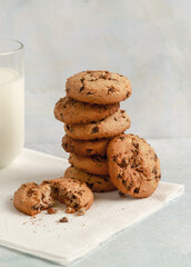 cookies and milk 