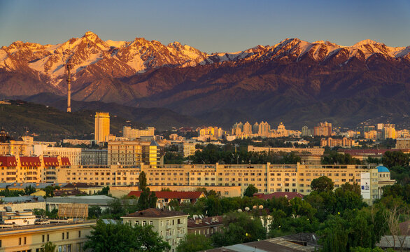 Almaty Bilder Durchsuchen 34,546 Archivfotos, und