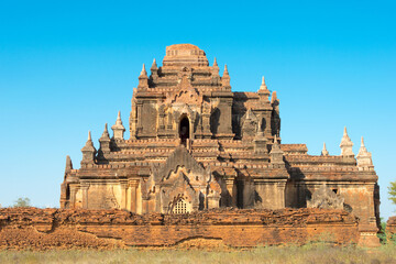 Fototapeta premium Bagan Archaeological Area and Monuments. a famous Buddhist ruins in Bagan, Mandalay Region, Myanmar.