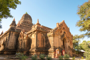 Fototapeta na wymiar Bagan Archaeological Area and Monuments. a famous Buddhist ruins in Bagan, Mandalay Region, Myanmar.