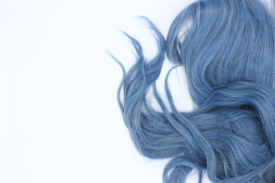 Hermoso cabello p&uacute;rpura estilo novedoso