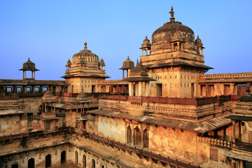 Fototapeta premium Beautiful view of of jahangir mahal, orchha palace, Orchha, Madhya Pradesh