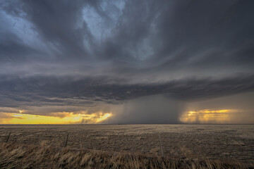 Severe Weather on the Great Plains in Summertime