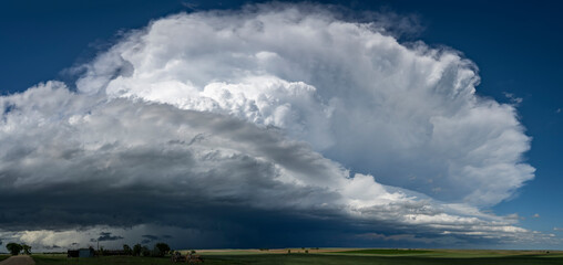 Severe Weather on the Great Plains in Summertime