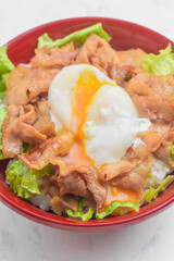 スタミナ回復　豚丼