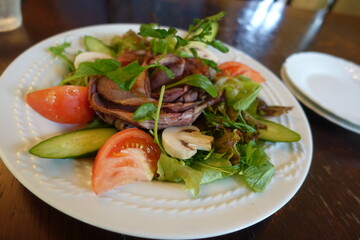 salad with Roast beef  ローストビーフのサラダ