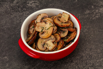 Roasted champignon with herbs and spices