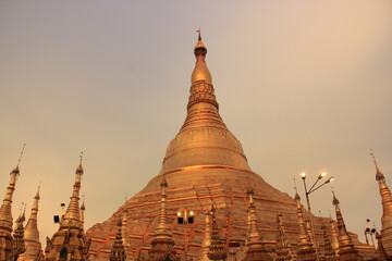 Shwedagon pagoda when it was almost sunset