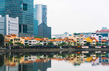 Fototapeta na wymiar The colorful houses waterfront of Singapore.