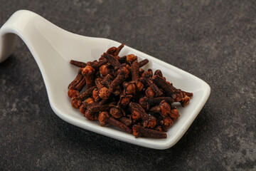Aroma cuisine - dry clove seeds