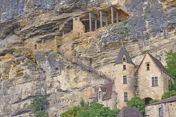 Ancien fort troglodytique