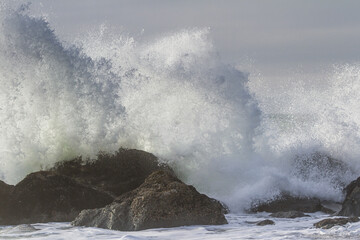 Powerful waves splashing