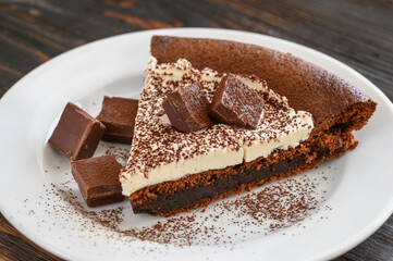 Chocolate pie with mascarpone