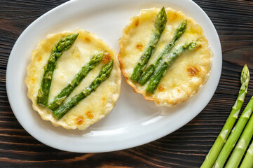 Asparagus tart