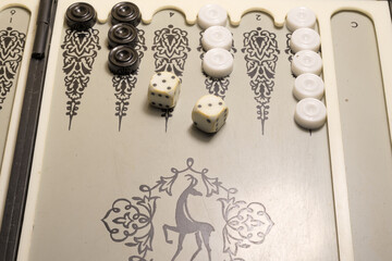 backgammon board game