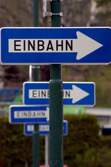 one-way street (Einbahnstraße) road sign