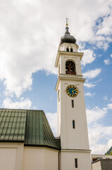 Pontresina, San Niculò, St. Nikolaus, Kirche, barockstil, Dorfkirche, Oberengadin, Engadin, Engadiner Dorf, Wanderweg, Alpen, Graubünden, Sommer, Schweiz