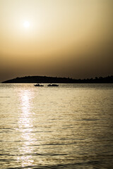 Naklejka premium reverse light photography at sunset