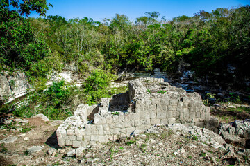 Fototapeta na wymiar an altar in Chichen Itza, Yucatan, Mexico