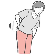 腰痛　腰が痛い中年女性