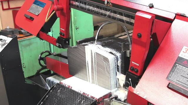 Metal cutting by machine
